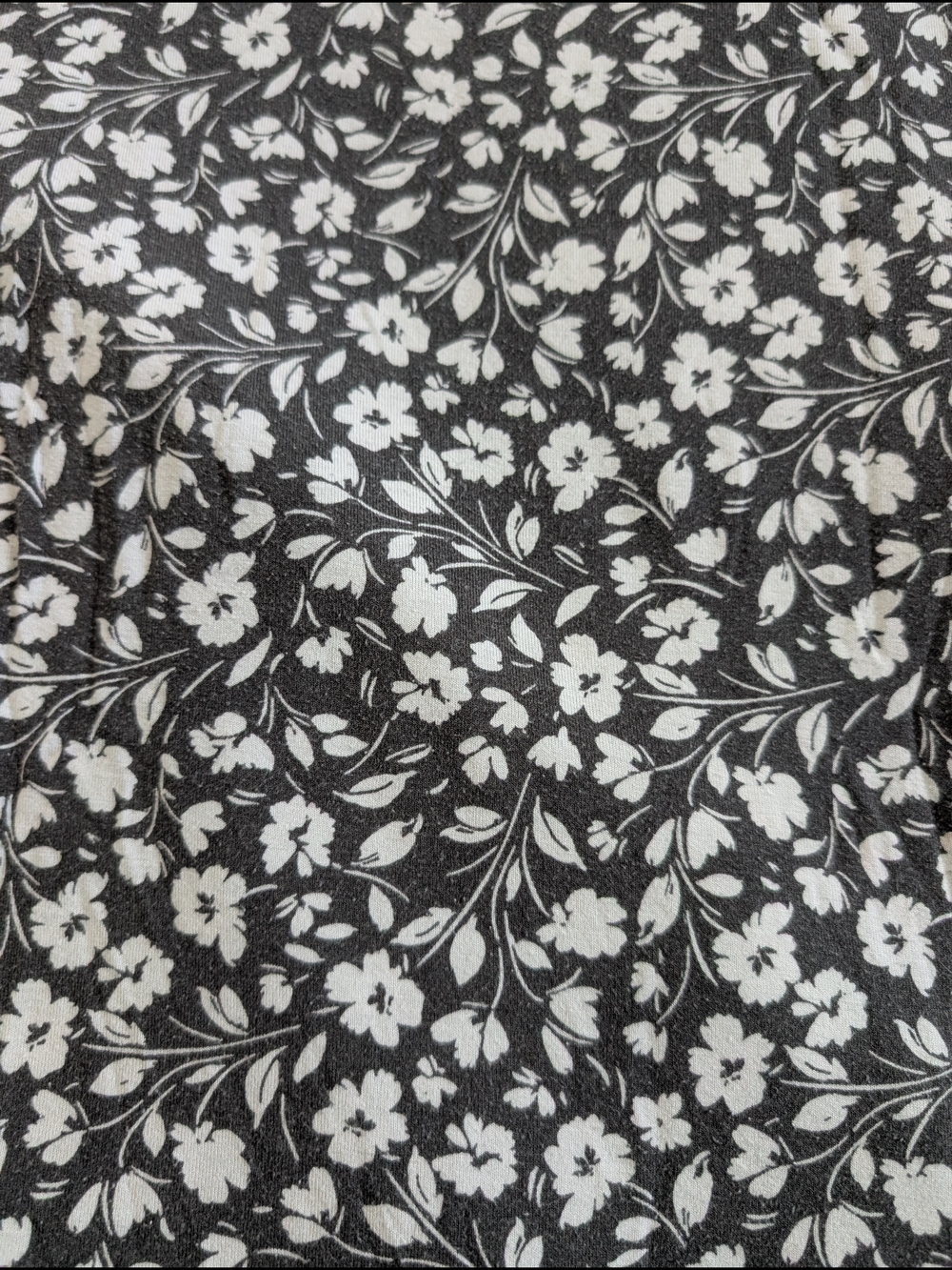 Women’s Floral Tank Top - Picture 2 of 4